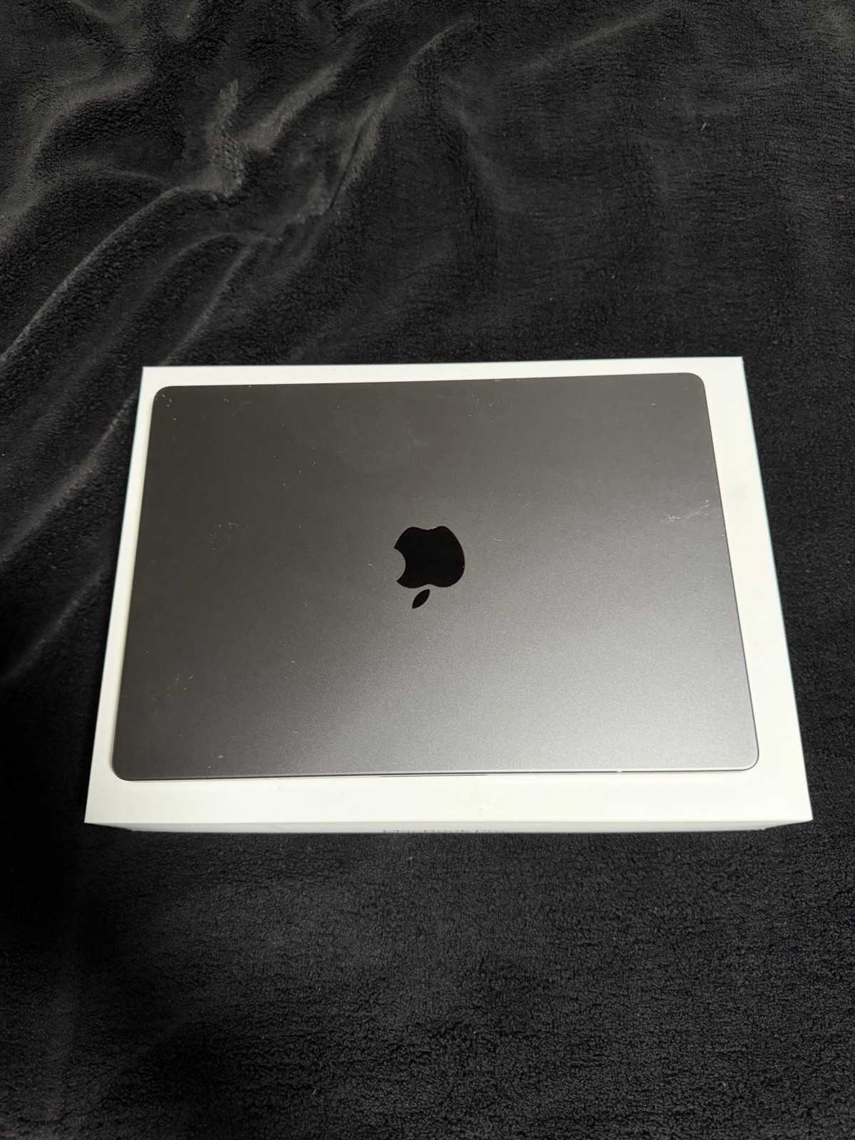 2024 Apple MacBook Pro 14" M4 10C GPU 4.5GHz 16GB RAM 512GB SSD MW2U3LL/A