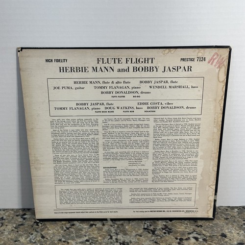 Herbie Mann And Bobby Jaspar – Flute Flight - Prestige – 7124 - MONO Repress - Picture 5 of 8