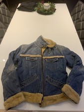 Image of Levi Trucker Jacket -Medium 