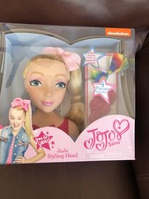 jojo siwa styling head