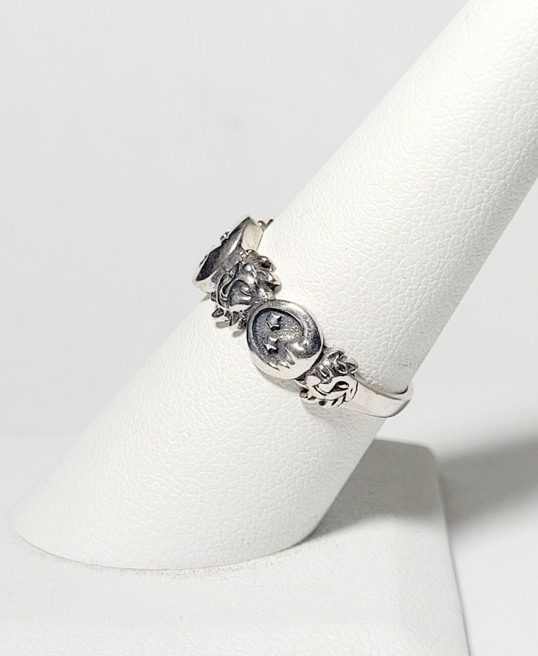 925 sterling silver celestial design ring size 7.… - image 5