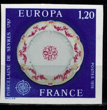 Timbre France N° 1878a de 1976 non dentelés Imperf N** /MNH