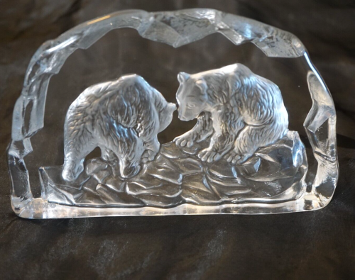 VINTAGE NYBRO CRYSTAL BEARS ON ICE SCULPTURE SWEDEN ART GLASS - Picture 1 of 24