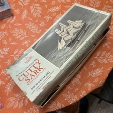 Vintage Famous China Clipper Ship Cutty SARK w/ Cloth Sails Wood ship model 