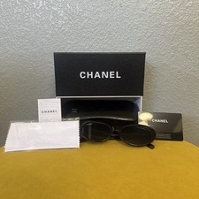 CHANEL Black/Gold Oval Women Sunglasses 5515 Acetate