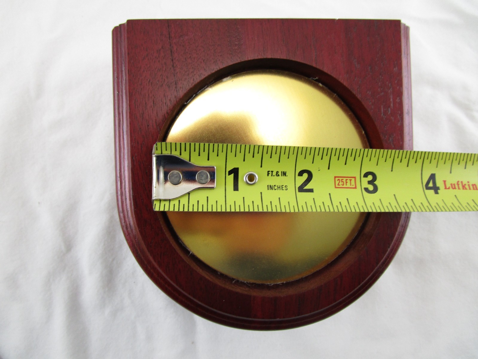 Hennessy V.S.O.P Bottle Display Wood Hennessy Cognac Bottle Holder