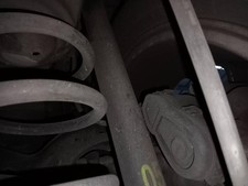 Amortisseur Infiniti Q30