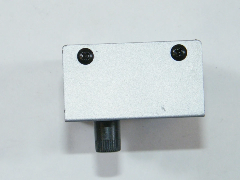 BEHRINGER MICROAMP HA400 AMPLIFIER, 4-CHANNEL STEREO HEADPHONE, GUARANTEED - Image 4 of 4