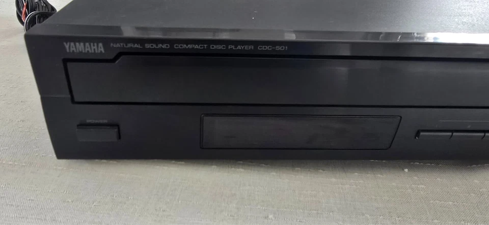 Yamaha CDC-501 5-Disc CD Changer - Tested & Working - Auto Play & Skip - Image 2 of 4