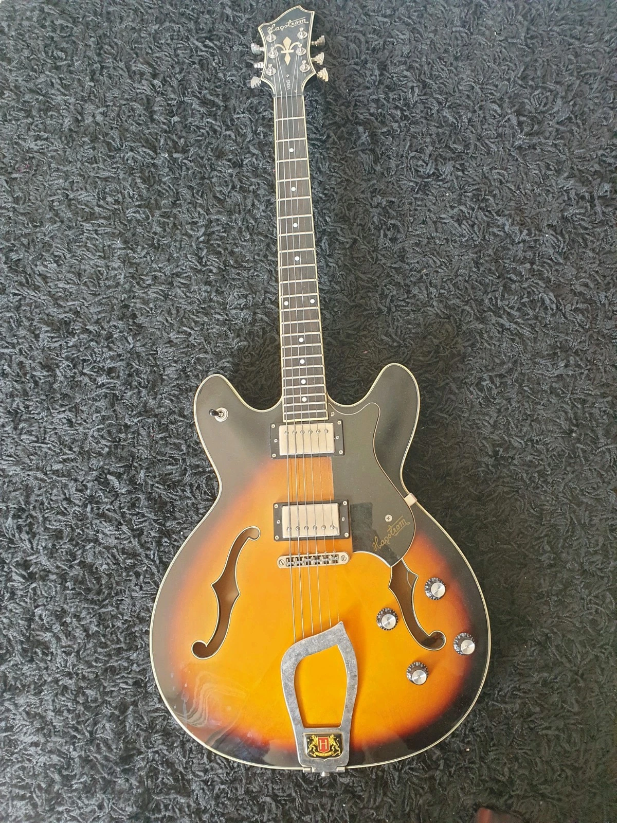 Picture 1 of 2