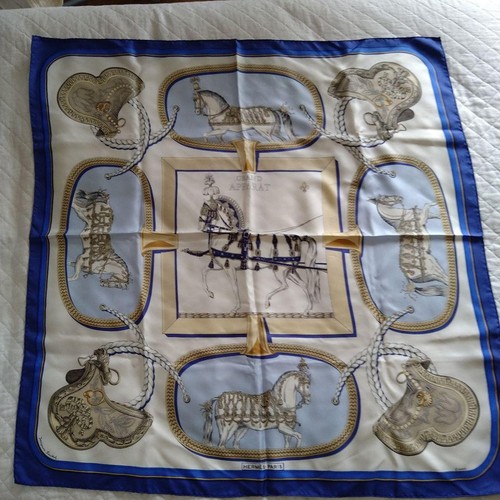 HERMÈS Grand Apparat Carre