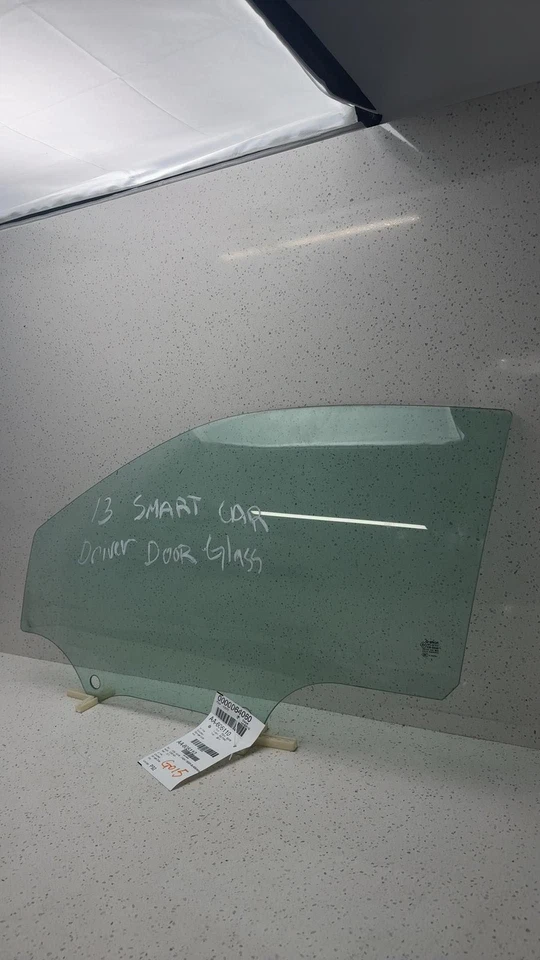 08 09 10 11 12 13 14 15 16 SMART FORTWO Front Door Glass/window Smart Left - Image 3 of 4