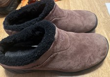 Gently Worn Womens Merrell Encore Clog Size 10.5 Plum