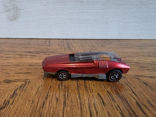 Vintage 1970 Hot Wheels Redline WHIP CREAMER (RED) die-cast US base
