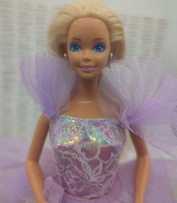 Vintage 1988 Mattel Garden Party Barbie Doll #1953 