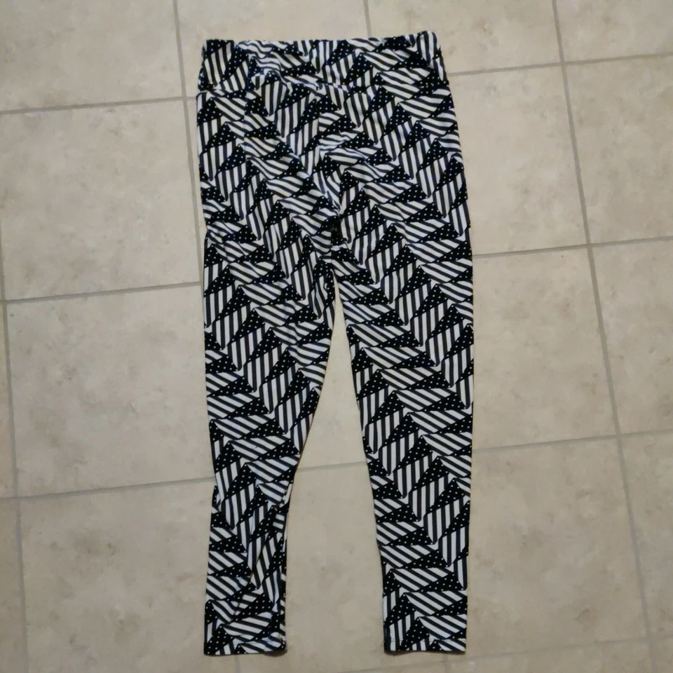 LuLaRoe Tall & Curvy Mujer Talla TC Leggings Multi Rayas y Estrellas Muy Suave Foto 3 de 4