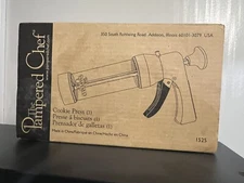 The Pampered Chef Cookie Press 15 Disc Model 1525 ( U )