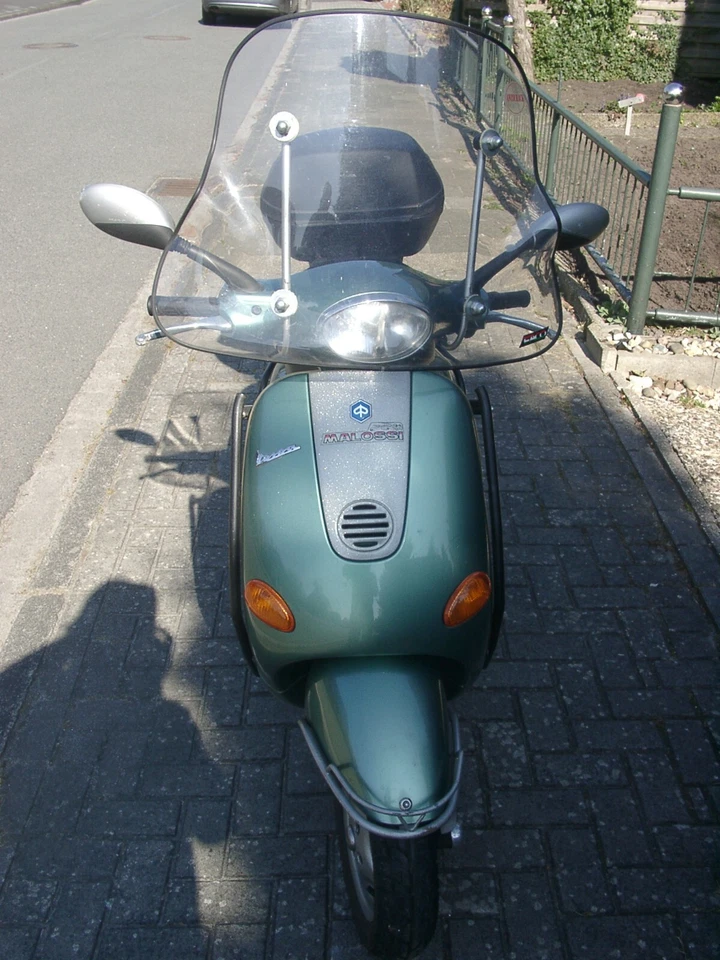 Vespa Piaggio ET4 , ca.3l/100km, sparsam, TÜV bis 7/26 - Bild 3 von 4