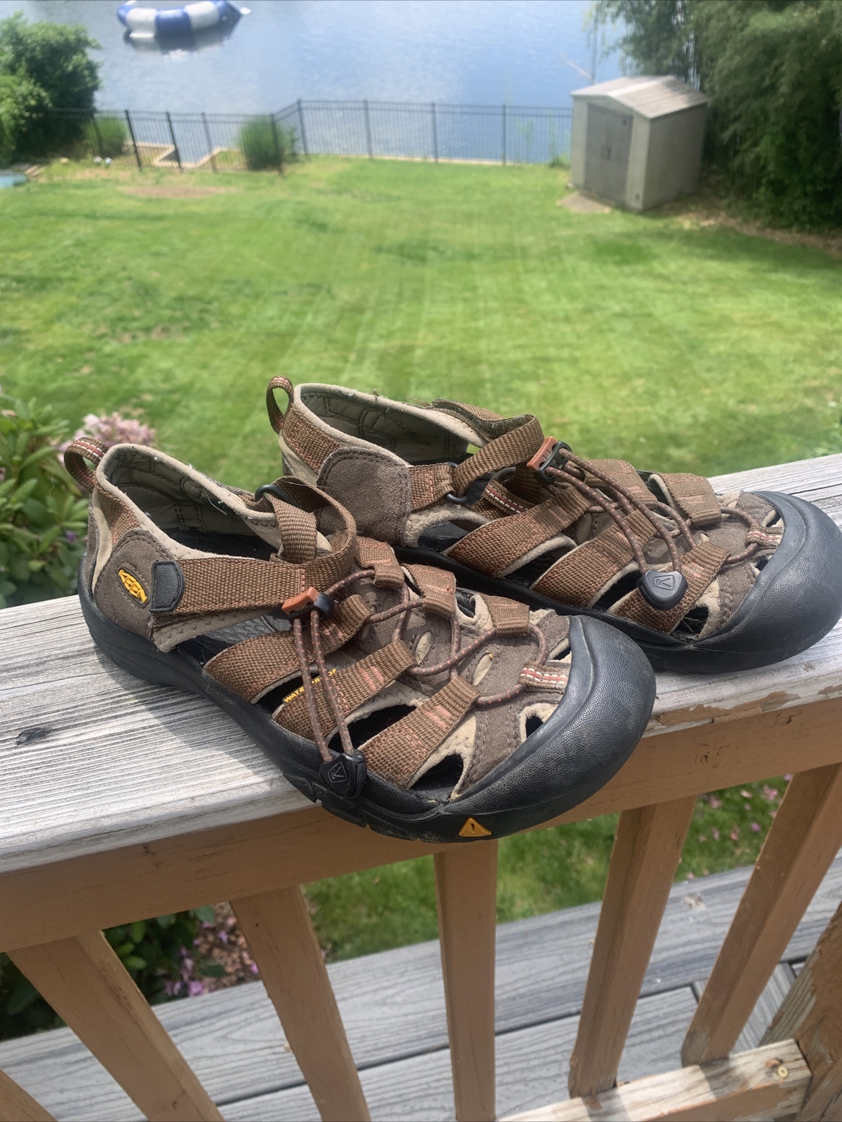 KEEN Sandali da trekking impermeabili da uomo adolescente taglia 6 ~marroni~