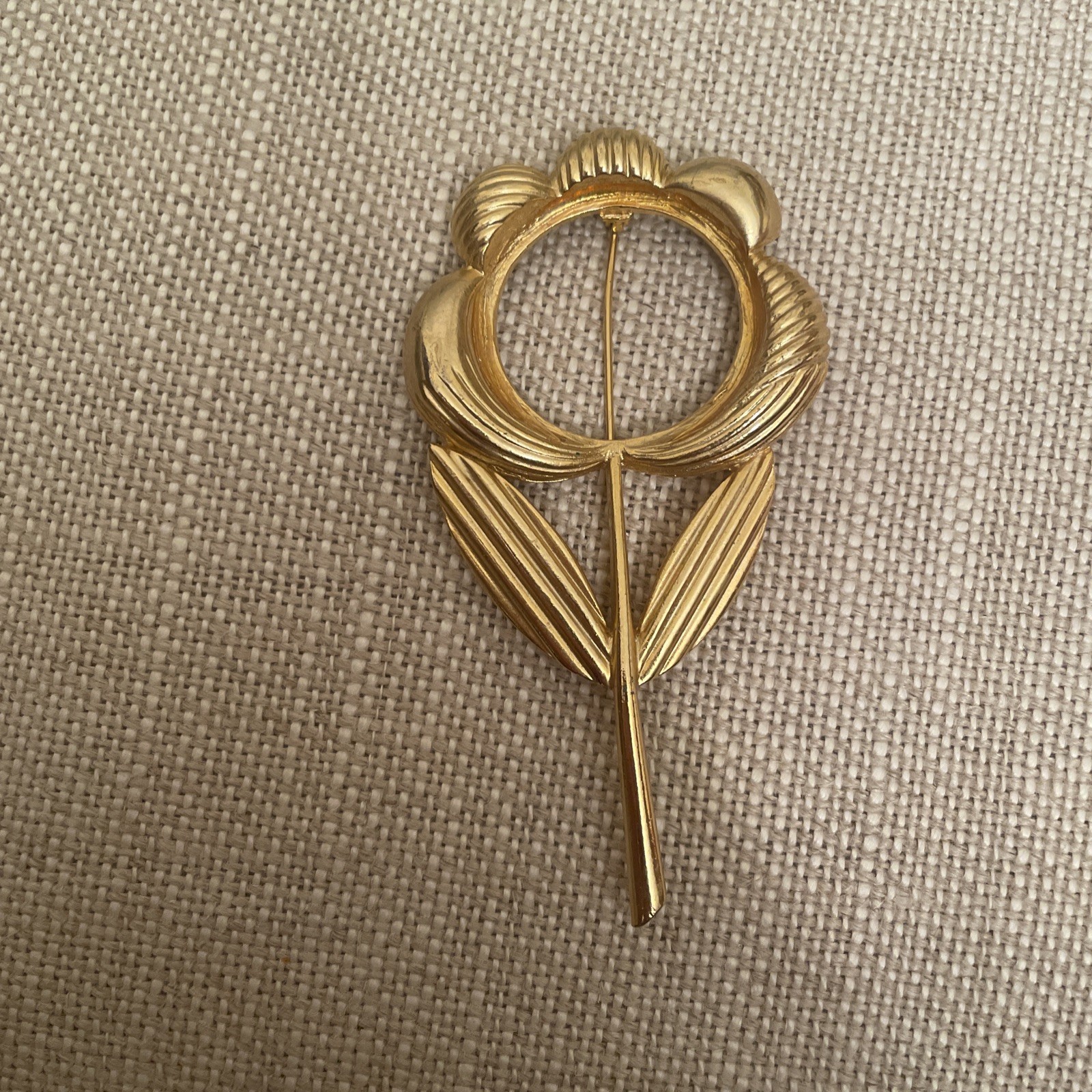 Vintage Abstract Gold Tone Flower Daisy Stem Huge Big Large Pin Brooch Retro