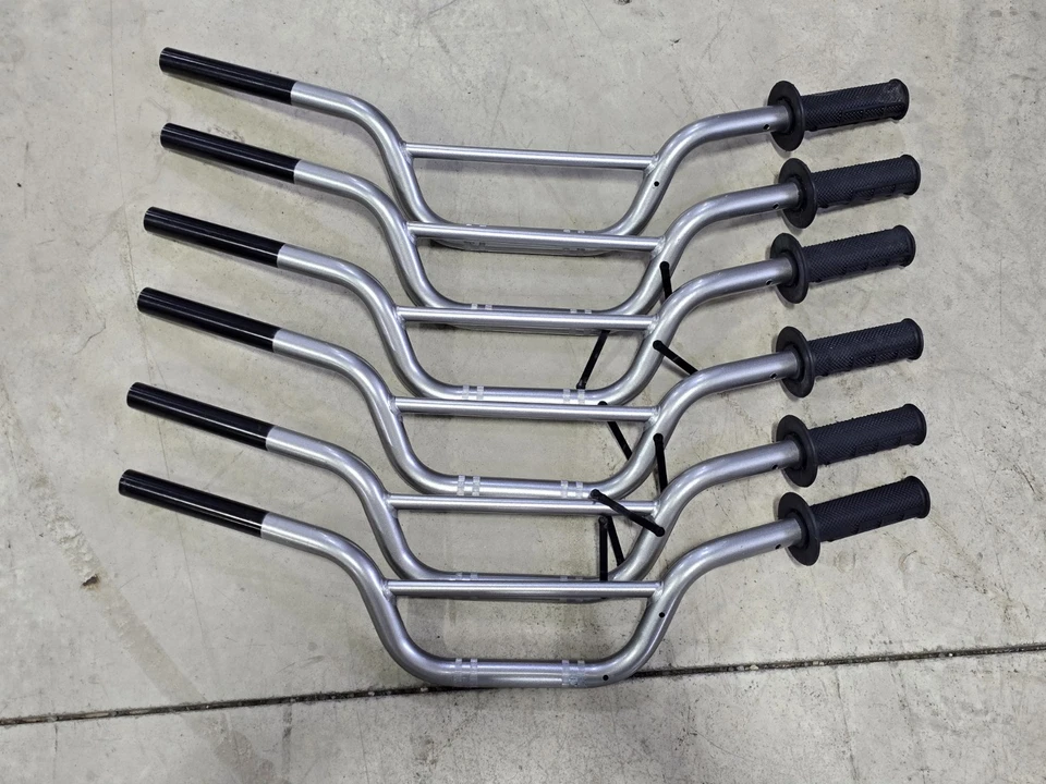 Manillar Kawasaki KLX 110 2010-2023 OEM nuevo despegue 46003-0175-458 Foto 3 de 3