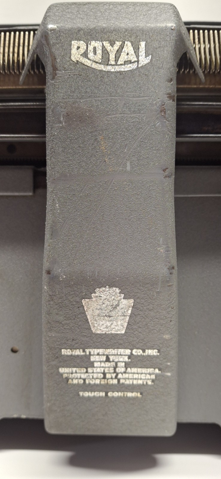 Vintage Royal Desktop Manual Typewriter KMG Model  1949 WORKS