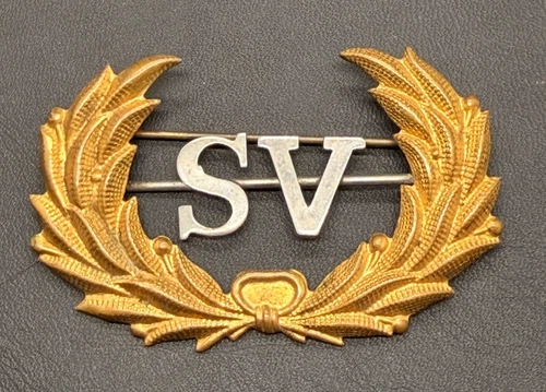VINTAGE SONS OF UNION VETERANS CIVIL WAR WREATH BADGE