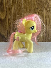 2011 My Little Pony G4 Canterlot Fluttershy Shine Bright Pony Figure.
