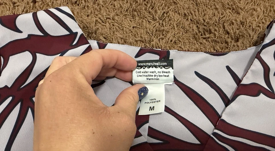 Top de diseñador para mujer Manuheali 'i Hawaii rojo gris hoja de taro manga 3/4 mediano Foto 3 de 4