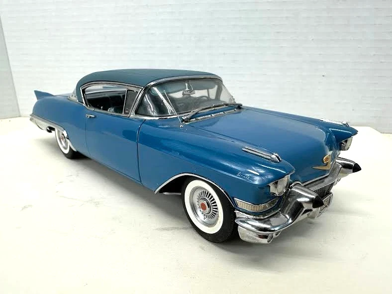 Cadillac 1:24 Diecast Cars, Trucks & Vans for sale | eBay