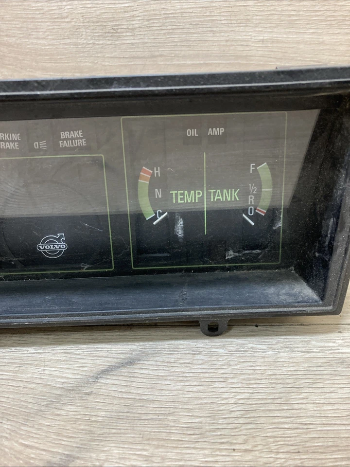 Velocímetro Volvo, cuadro de instrumentos de combustible para vagón 142/144/145 JMP1212529 Foto 4 de 4