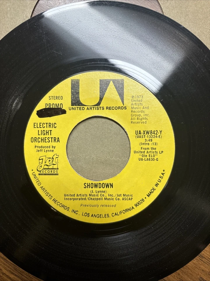 ELECTRIC LIGHT ORCHESTRA ELO Showdown UA-XW842-Y Promo 7" 45rpm Vinyl NICE - Image 2 of 4
