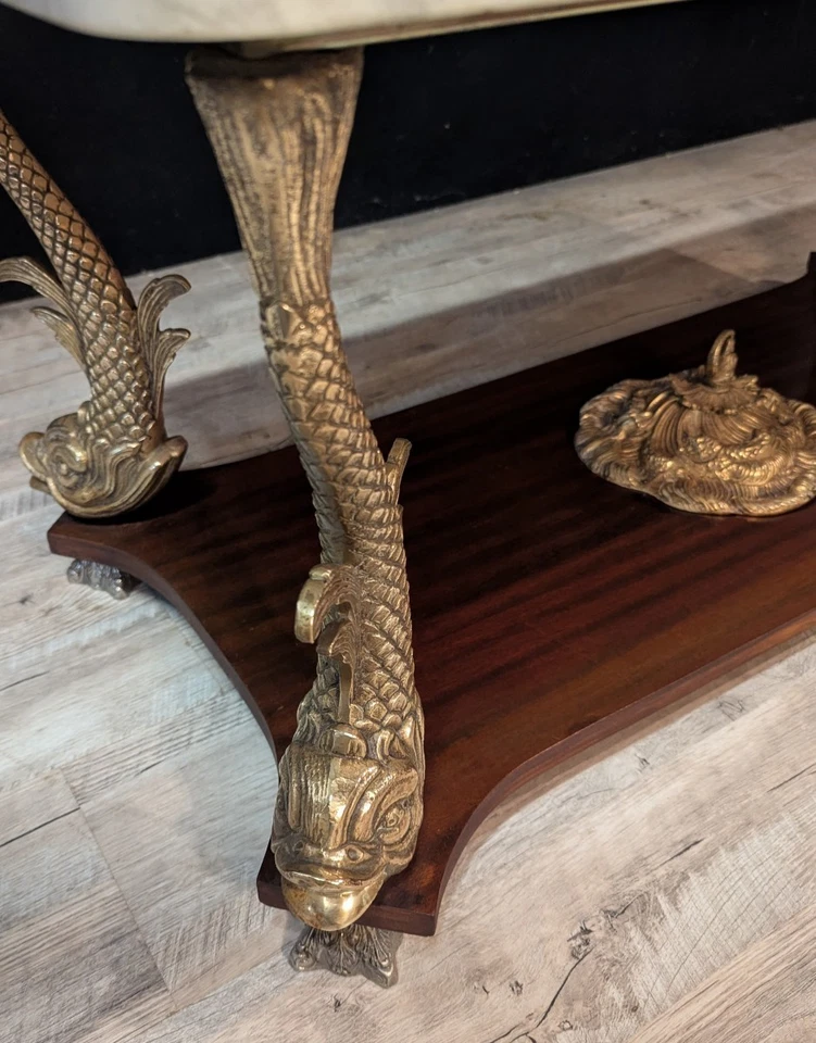 Table basse en acajou et bronze doré, plateau en marbre blanc – Travail des anné - Photo 4/4