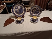 Churchill Blue Willow dinner set