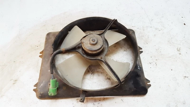 Honda Concerto 1994 Diffuser, Radiator Fan USED, Genuine FR825887-79 - Imagen 2 de 2