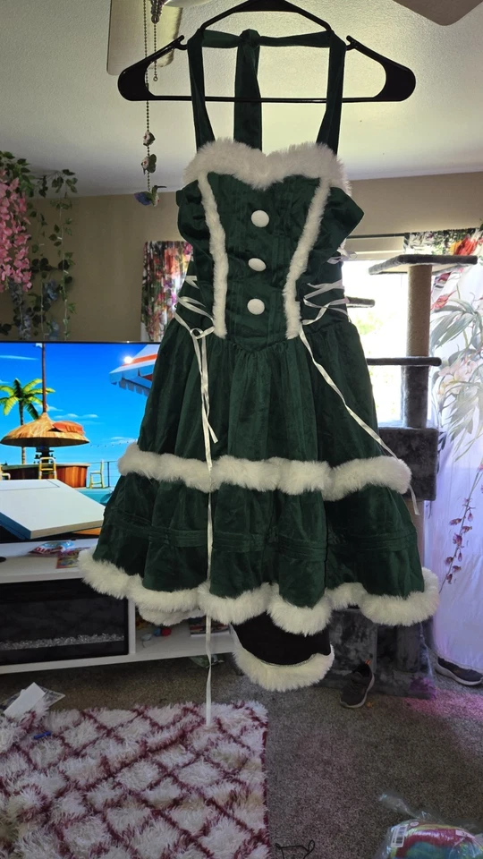 Juniors/Teen M Green Mrs Claus Velvet Dress Faux Fur Trim + Fuzzy Cape Poncho - Image 2 of 4