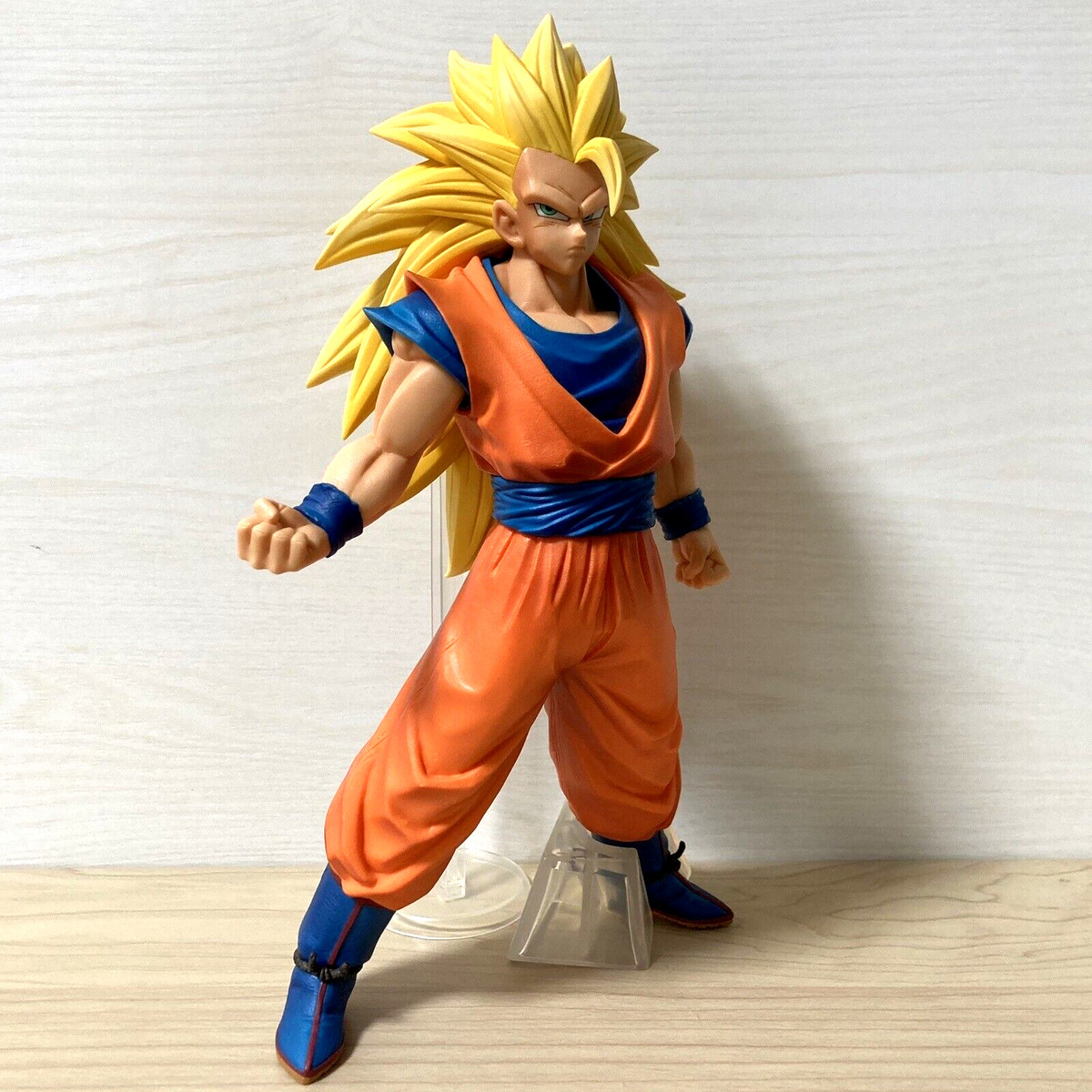 Ichiban Kuji Dragon Ball World Super Saiyan 3 Son Goku Action Figure A  Prize New