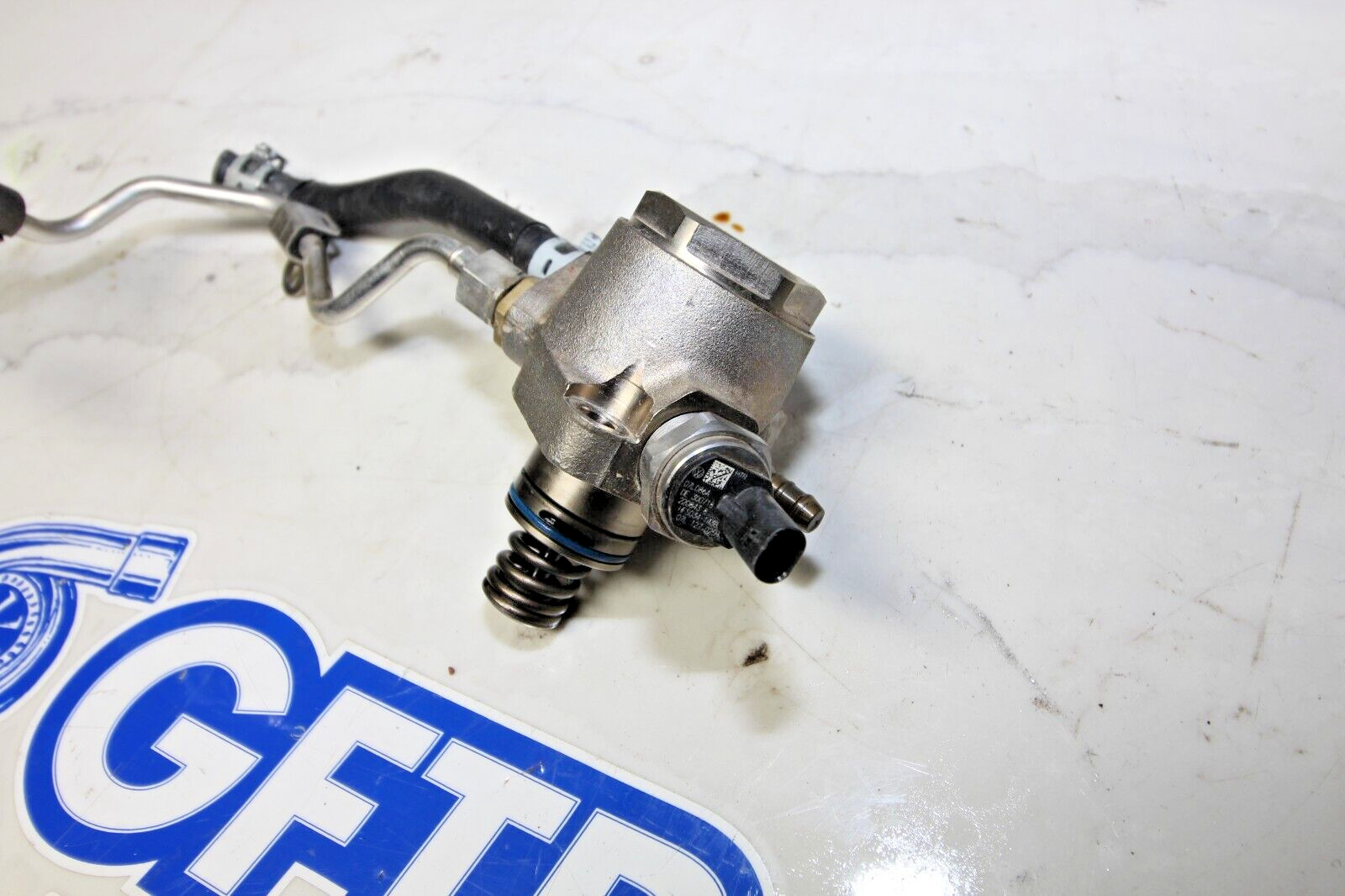 18-21 AUDI R8 V10 5.2L OEM HIGH PRESSURE FUEL PUMP 8426154450223
