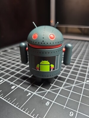 Android Mini Vinyl Collectible Series 2 Ultra Rare MECHA by Jeff Yaksick
