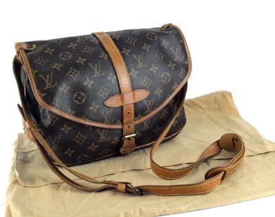 louis vuitton purse shoulder