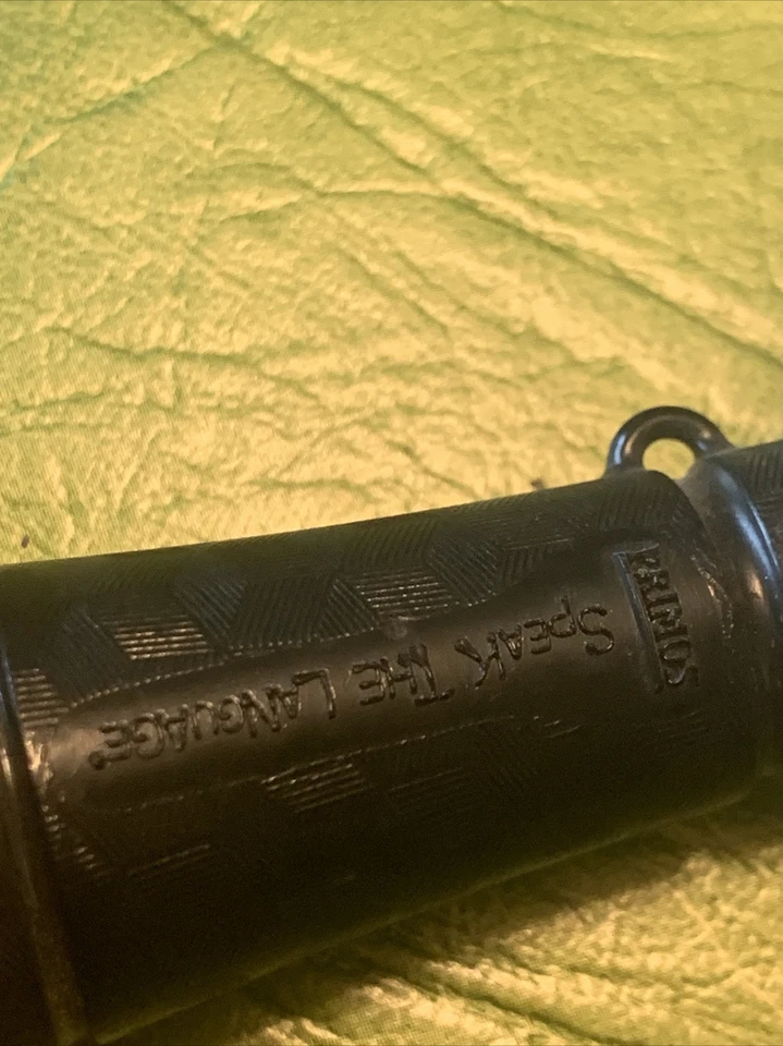 Primos Lil' Dog 350 Predator Game Call & Woods Wise Call Plus Lanyard - Image 3 of 4