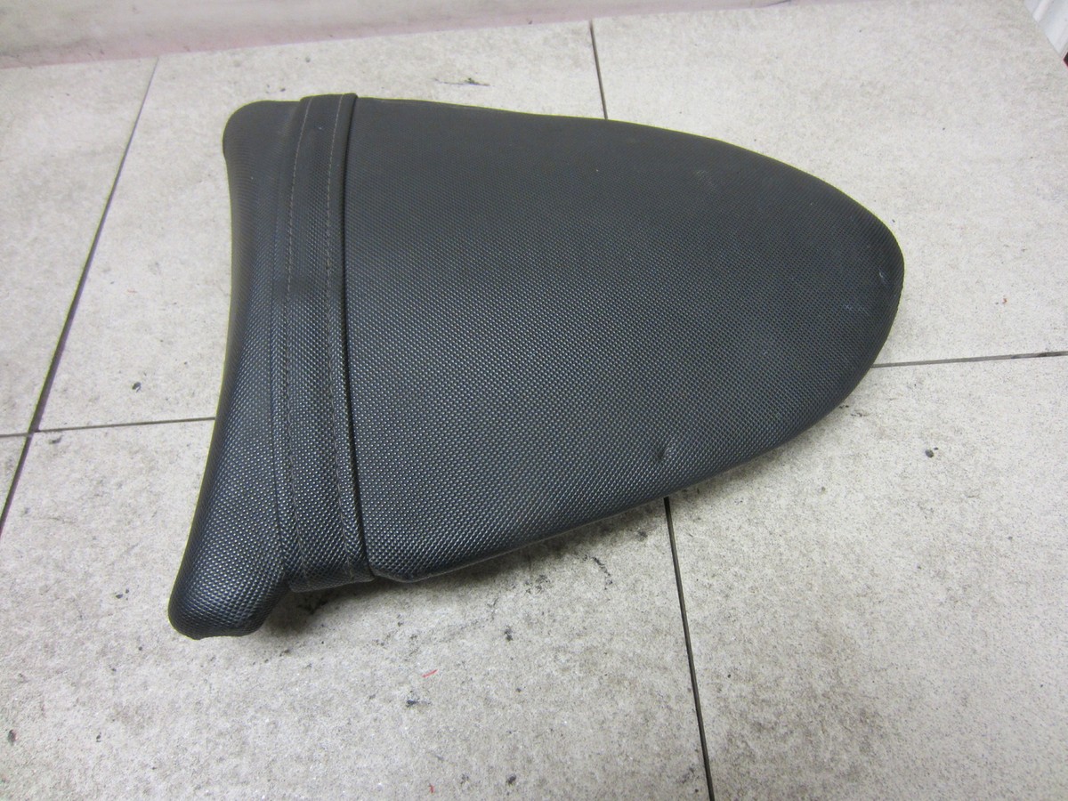 06-07 KAWASAKI NINJA ZX10R zx10 REAR BACK PASSENGER TANDEM SEAT