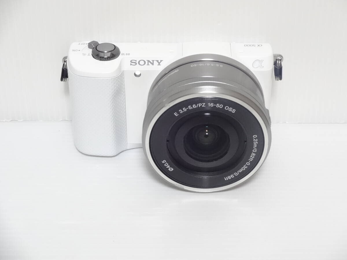 Sony Alpha A5000 White Digital Camera from Japan Used Japanese