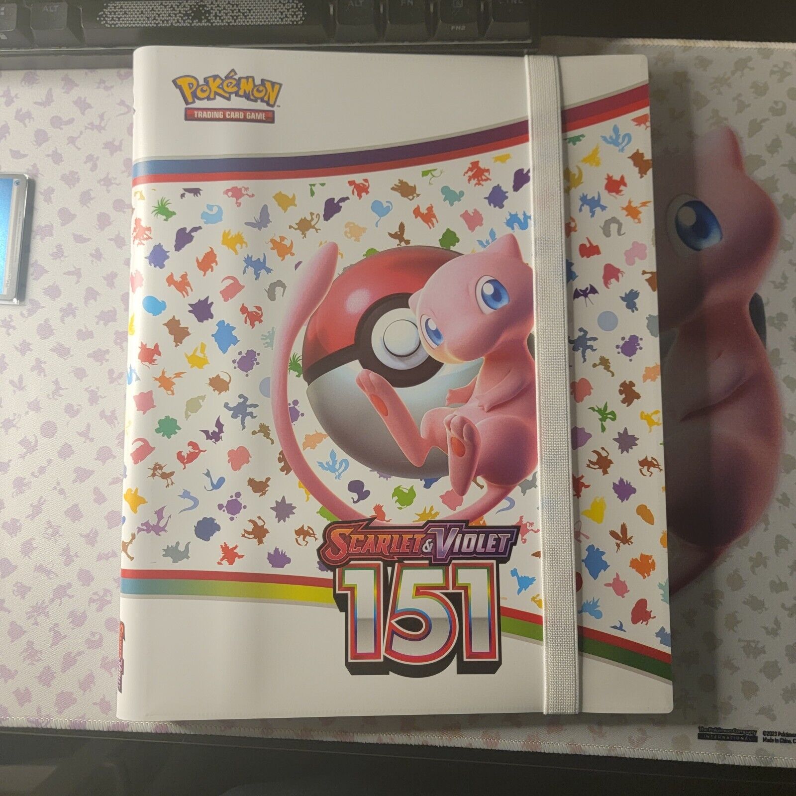 Álbum Pasta Fichário Pokémon Coleção 151 Escarlate E Violeta