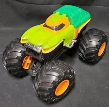 Hot Wheels Monster Trucks Ninja Turtle Orange Michelangelo Oversized TMNT 1:24