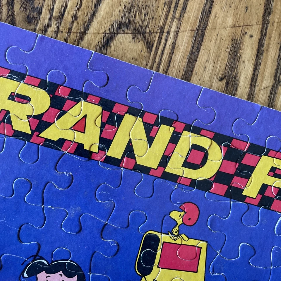 MB Puzzle Grand Prix 100 PIEZAS Personajes de Cacahuete 1966 Shultz 1975 De Colección Foto 4 de 4