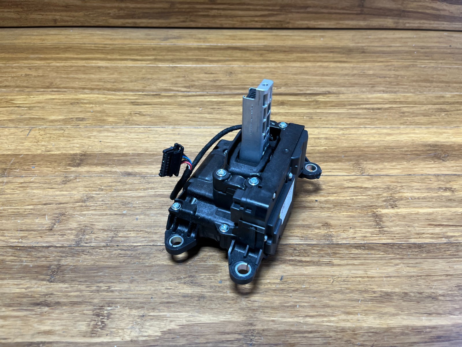 Audi R8 2016-2024 Shifter assembly