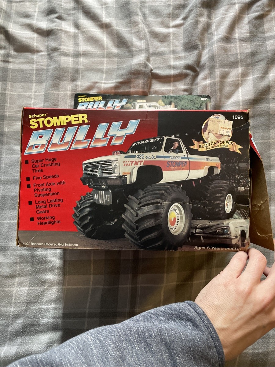 Vtg 80s Schaper TNT Stomper Bully Battery Chevy Monster Truck BOX