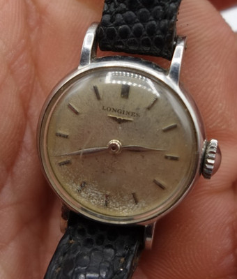 Longines Damenuhr Vintage. Durchmesser 2,1 cm. funktioniert .17 jewels