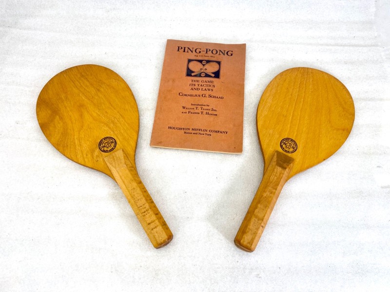 Vintage 1930s Ping Pong History / Rules Booklet and 2 NOS Parker Bros Paddles